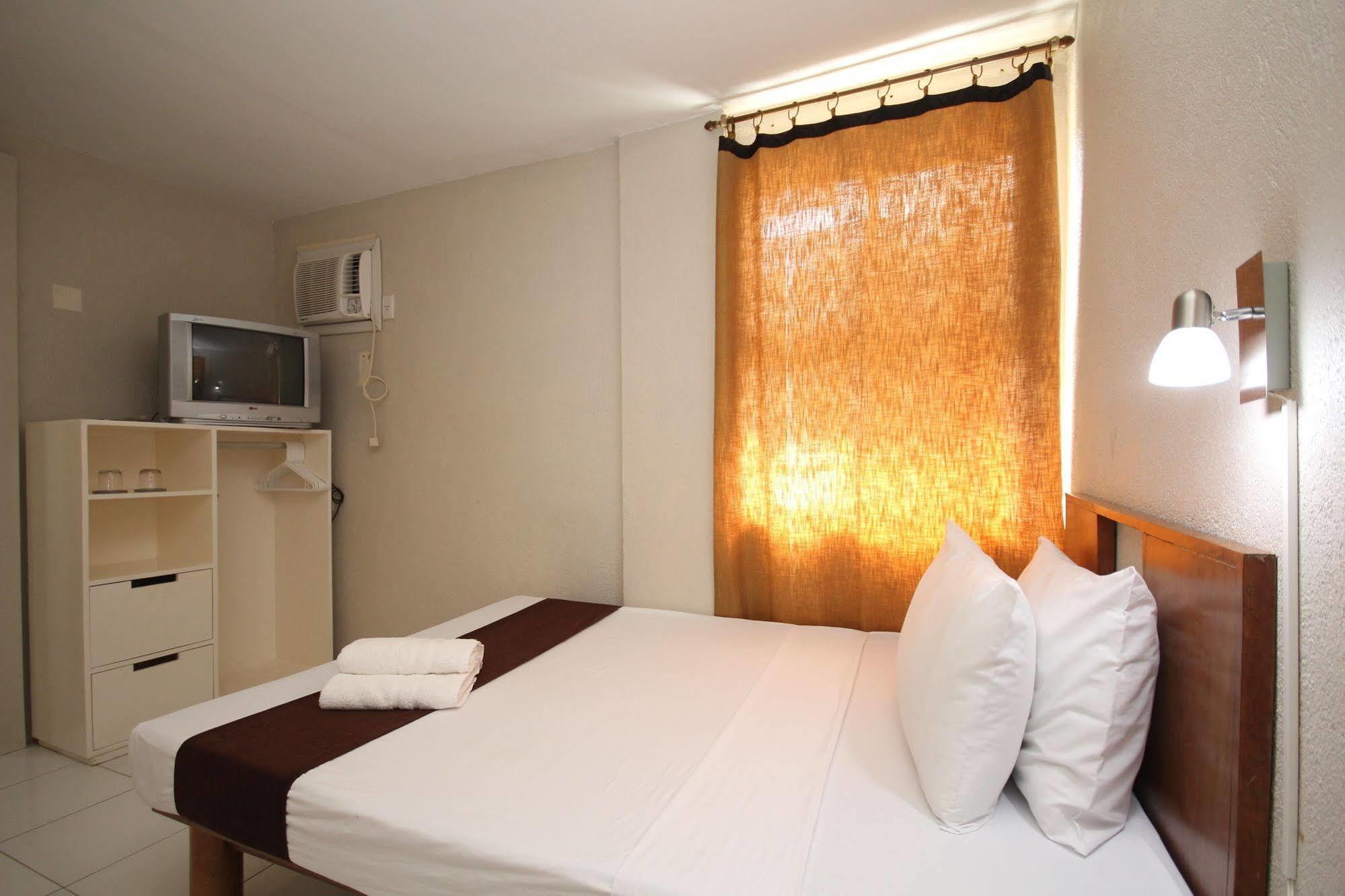 Mr Holidays Hotel Balabag  Kültér fotó